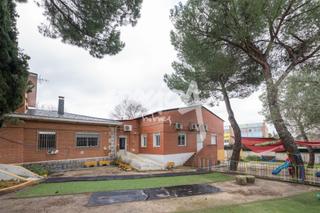 Casa  Peguerinos. Chalet en venta para reformar