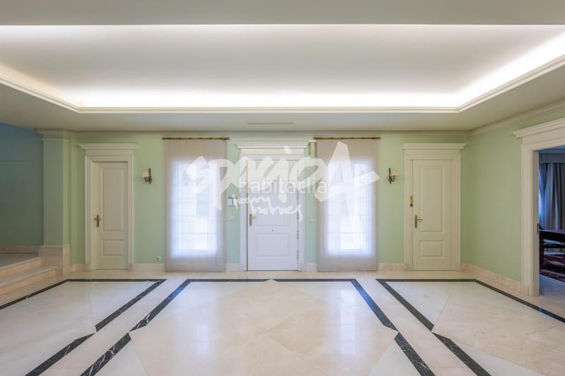 Foto 10005c39-9457-451d-b7b9-a48b9d4a8b86. Chalet venta de villa en Prado Largo en Prado Largo Pozuelo de Alarcón