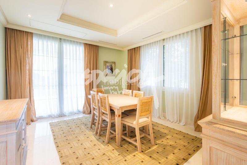 Foto 137d44fa-9a9d-4700-b1a7-ce24b7e5eb84. Chalet venta de villa en Prado Largo en Prado Largo Pozuelo de Alarcón