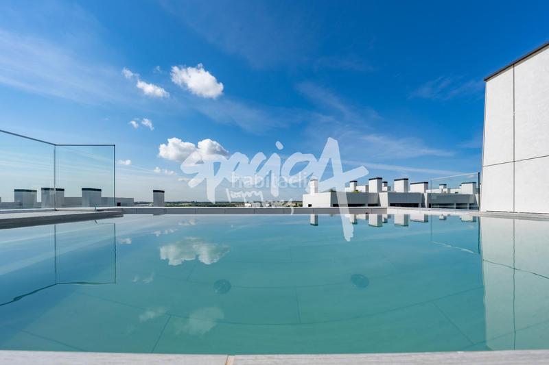 Foto e72fb327-06c0-4ac1-9a94-e34d5d87b432. Attico con riscaldamento piscina in Prado de Somosaguas Pozuelo de Alarcón