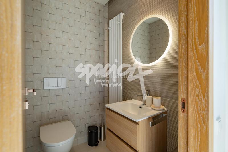Foto f4846550-8dde-428b-a468-110c72a1d107. Attico con riscaldamento piscina in Prado de Somosaguas Pozuelo de Alarcón