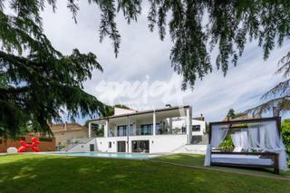 Casa  Asturias. Urbanización consolidada que ofrece seguridad, privacidad y cali