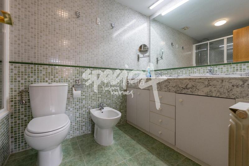 Foto c5cb0979-a39e-4fa3-9875-50d94200c68a. Casa a schiera con riscaldamento parcheggio in La Garena Alcalá de Henares