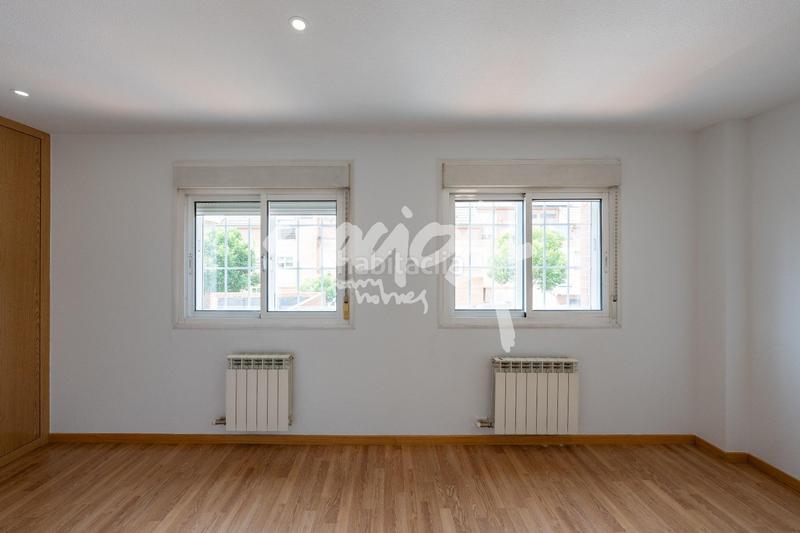 Foto ef8765af-ec24-438d-a507-8023bd95f22a. Casa a schiera con riscaldamento parcheggio in La Garena Alcalá de Henares