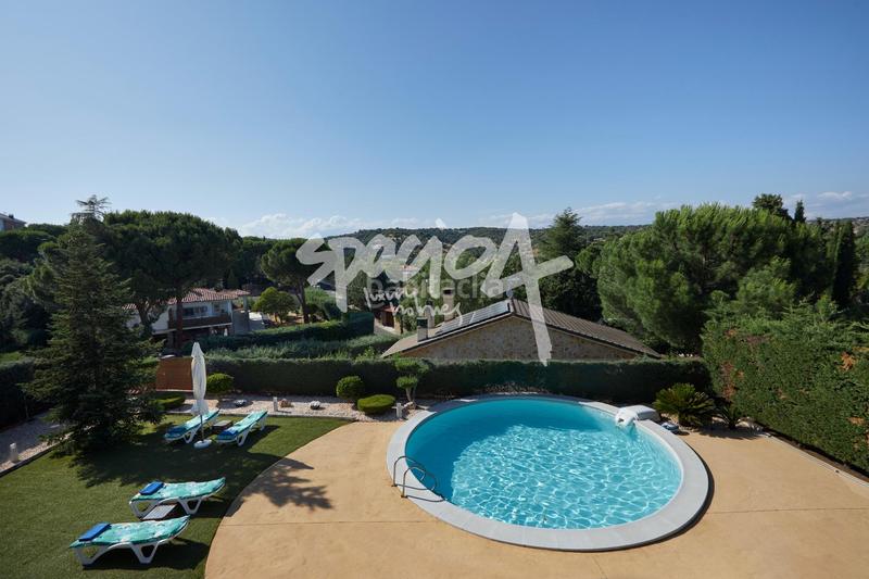 Foto 04a75765-6a0b-46ab-b752-5a32ad2e6567. Chalet naturaleza, diseño y privacidad en jarabeltrán en Valdemorillo