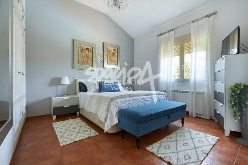 Foto 0e7e9f99-4d56-461f-a009-648056256c50. Chalet naturaleza, diseño y privacidad en jarabeltrán en Valdemorillo