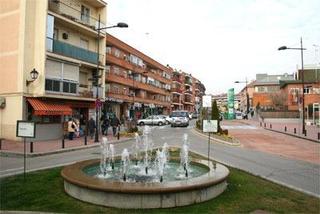 Business premise  Calle de santillana del mar. Local comercial con alta visibilidad y gran tráfico peatonal