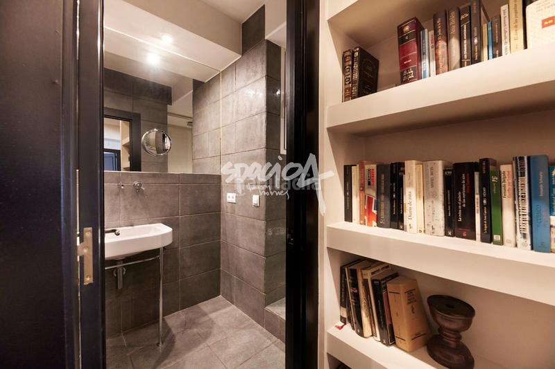 Foto 5fe24776-6708-42a9-90d3-5591035e9f54. Piso  reformado en venta en Universidad-Malasaña Madrid