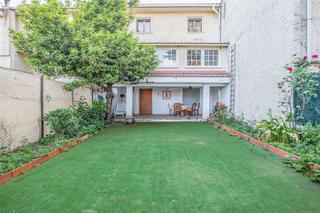 Maison jumelée  Calle de fernando álvarez. Chalet adosado para reformar en venta