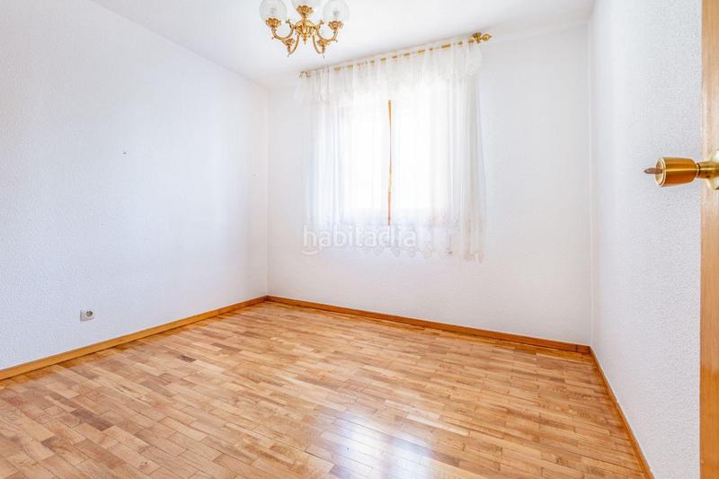 Foto c2142d3f-cf3e-4a68-8330-7e7d3afbf72e. Casa a schiera con riscaldamento parcheggio in Centro-Manguilla Escorial (El)