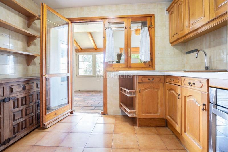 Foto f25267f1-817a-4759-807c-71dbdaa8be4a. Casa a schiera con riscaldamento parcheggio in Centro-Manguilla Escorial (El)