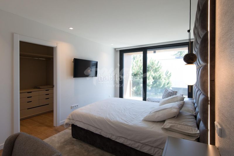 Foto 5d7c76d6-4fb3-4c6f-b4c1-342f0c51504b. Location chalet avec chauffage parking piscine dans Boadilla del Monte