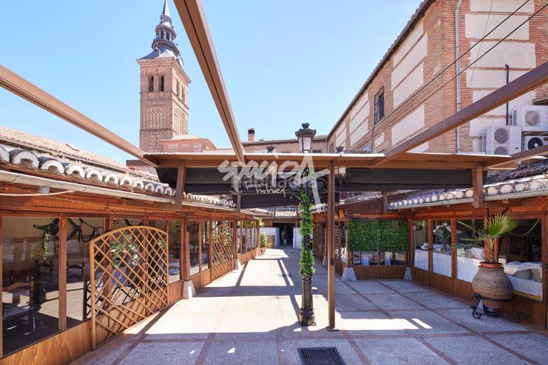 Foto aa05ff7b-8336-439b-aea0-8eaa5fc6221d. Edificio joya histórica del siglo xvi propiedad única en el corazón en Navalcarnero