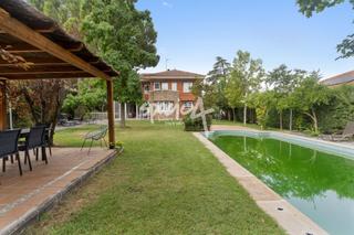 Chalet en Monte Rozas. Exclusiva vivienda en monterrozas, las rozas 7 dormitorios, pisc