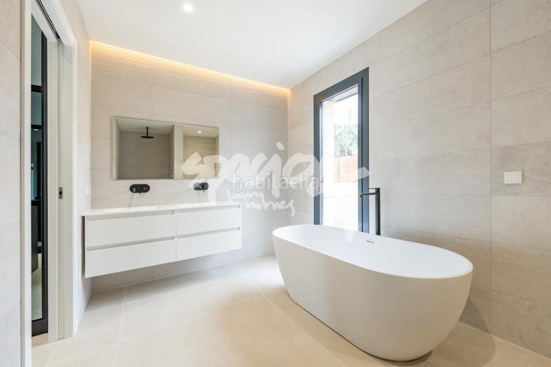 Foto 06b4d758-0028-4ca2-9e4d-fbe03af6010d. Chalet mit pool in Las Lomas Boadilla del Monte