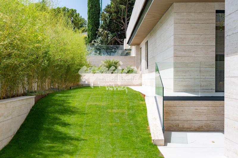 Foto 5a3a2575-a16c-4d06-bc7e-337662cfb630. Chalet mit pool in Las Lomas Boadilla del Monte