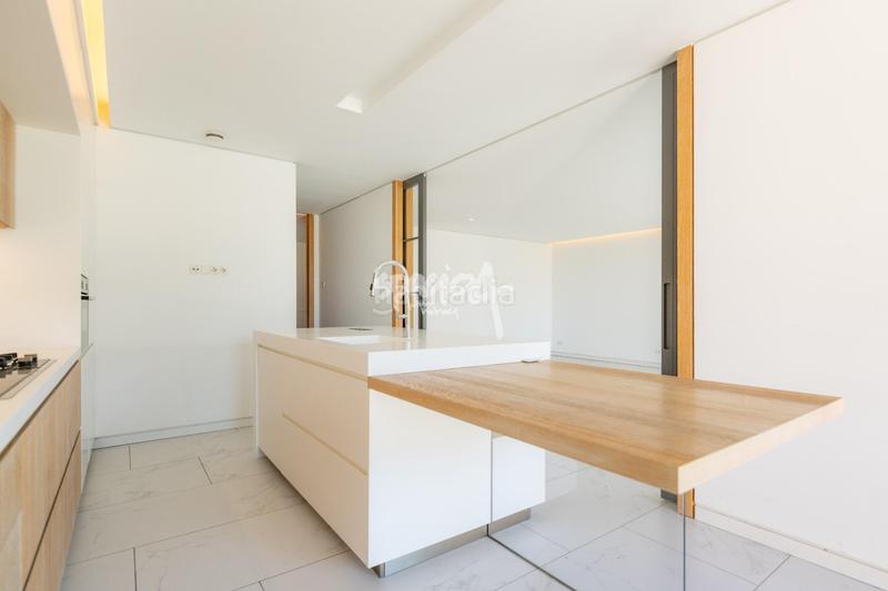 Foto 7cc617e2-8b8a-463a-a7f9-39a4e6f9ab50. Planta baixa a Prado de Somosaguas Pozuelo de Alarcón