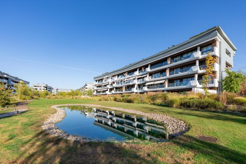 Foto c01c8e25-247e-43e7-b4f3-5dafcde885e5. Planta baixa a Prado de Somosaguas Pozuelo de Alarcón