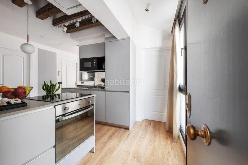 Foto 330e2b8a-2754-4535-a0db-e5dd008a02b8. Rent flat with heating in Embajadores-Lavapiés Madrid