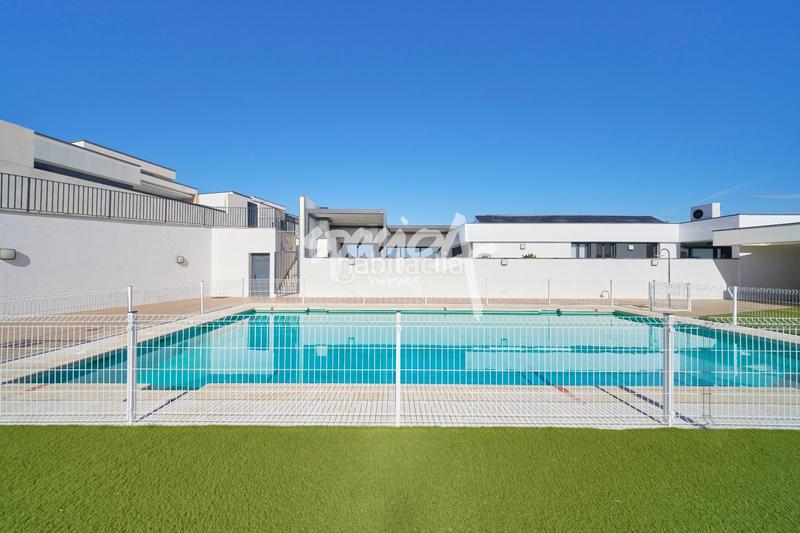 Foto 05b70e61-6428-4451-9186-4b719f588395. Casa amb calefacció aparcament piscina a Buenavista-Valparaíso-La Legua Toledo