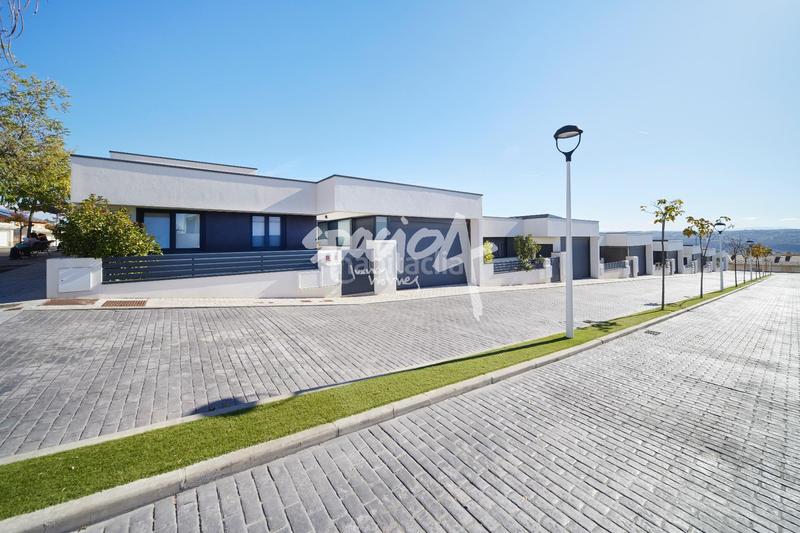 Foto 1529a54b-1d05-40ed-a08a-645a7960abd7. Casa amb calefacció aparcament piscina a Buenavista-Valparaíso-La Legua Toledo