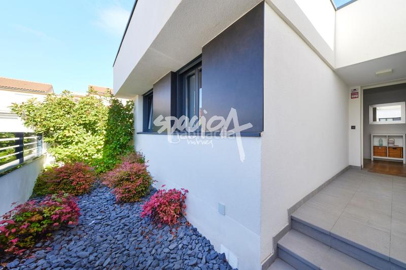 Foto 1637f6c3-8e13-4e89-9854-b71ae5a0c6bd. Casa amb calefacció aparcament piscina a Buenavista-Valparaíso-La Legua Toledo