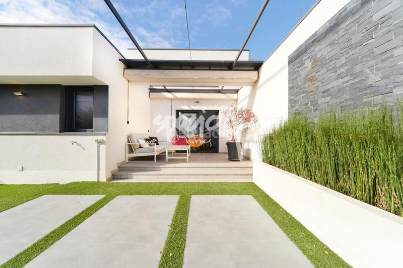 Foto 84f28bac-062c-45e0-a799-a4c5af28e80a. Casa amb calefacció aparcament piscina a Buenavista-Valparaíso-La Legua Toledo