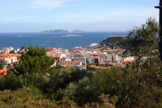 Terreny residencial a Rafael freire 20. Parcela hotelera en venta en bayona, vistas a la ría de vigo