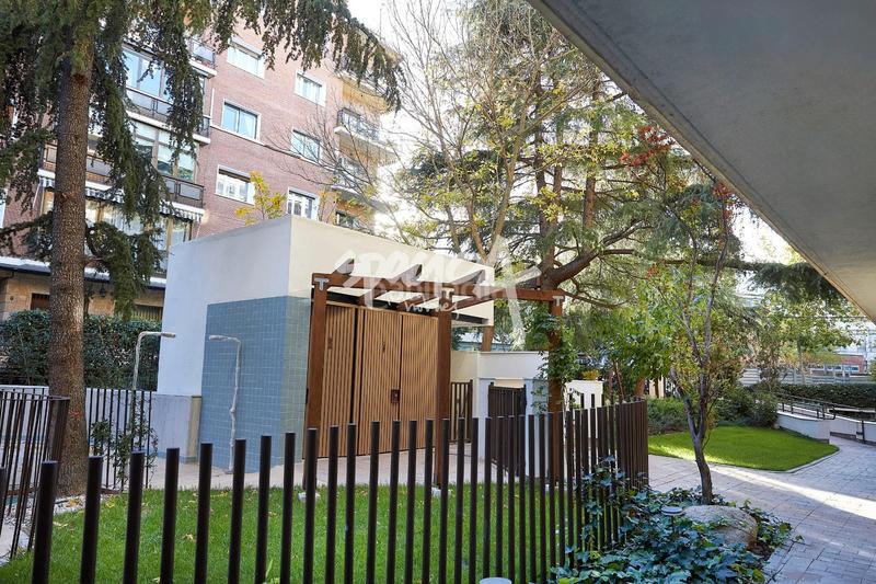 Foto 099834ee-a042-4971-9d61-8fd18ae9ae6c. Pis amb aparcament piscina a Ciudad Universitaria Madrid