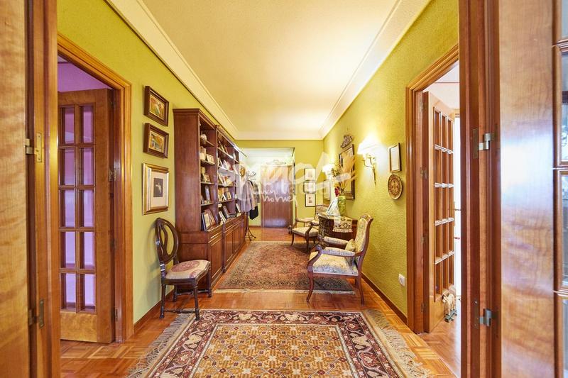 Foto 685775e4-d8ea-428b-833f-3d9ef570d6d5. Pis amb aparcament piscina a Ciudad Universitaria Madrid