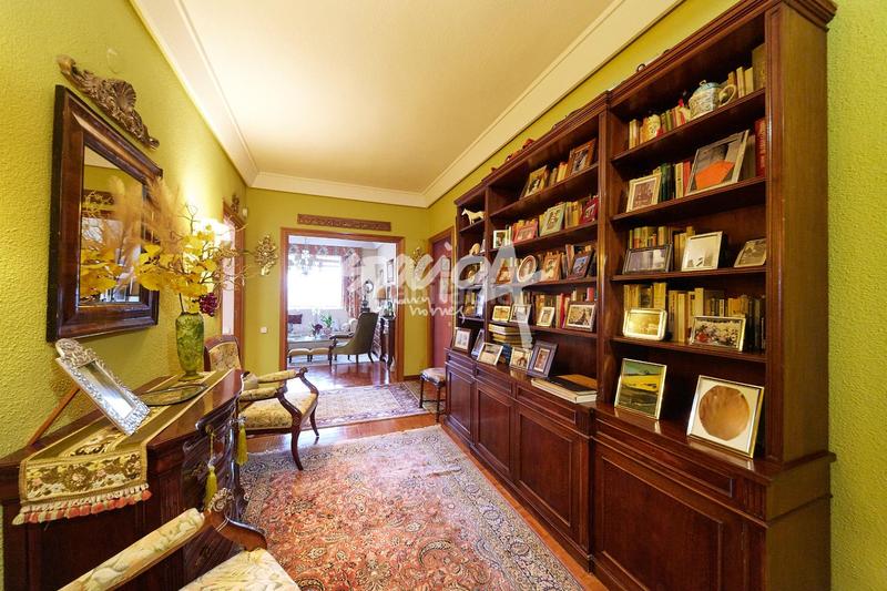 Foto a5dbf142-4c41-423d-a2b4-3a59f81d90c3. Pis amb aparcament piscina a Ciudad Universitaria Madrid