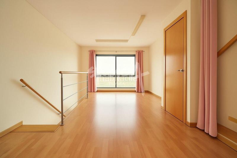 Foto b456e5d8-dfc4-45ee-9818-c2eff8a051c1. Loft amb calefacció aparcament a Campodón-Ventorro del Cano Alcorcón