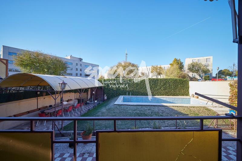 Foto 2b3180f4-6297-46ac-bd3f-1ce106c6dce1. Chalet mit heizung parking pool in Pueblo Pozuelo de Alarcón