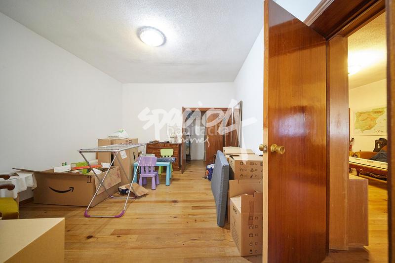 Foto 4842aa8f-8b11-4515-8982-175f08b26de1. Chalet mit heizung parking pool in Pueblo Pozuelo de Alarcón