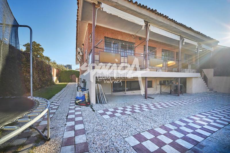 Foto 4ccf778d-f97a-4261-a01d-da58c4f34090. Chalet confort, amplitud y privacidad en Pueblo Pozuelo de Alarcón