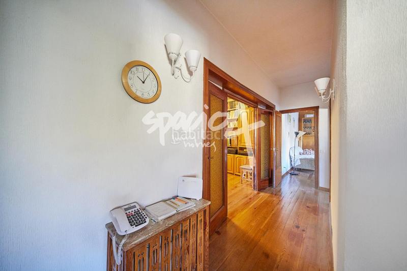 Foto 63bd2955-b6a1-43a9-b2ea-b1c35c9c1e00. Chalet mit heizung parking pool in Pueblo Pozuelo de Alarcón