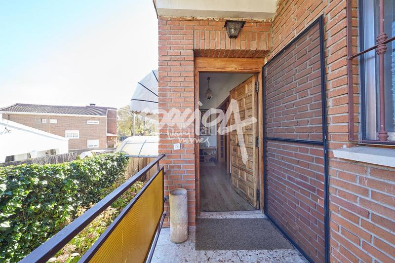 Foto e813bfa6-589f-48c1-b087-175e0e95c569. Chalet mit heizung parking pool in Pueblo Pozuelo de Alarcón