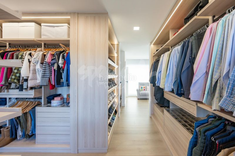 Foto 314a232a-e983-4f9e-9eea-6b8d84607cc4. Xalet amb aparcament piscina a Colmenarejo