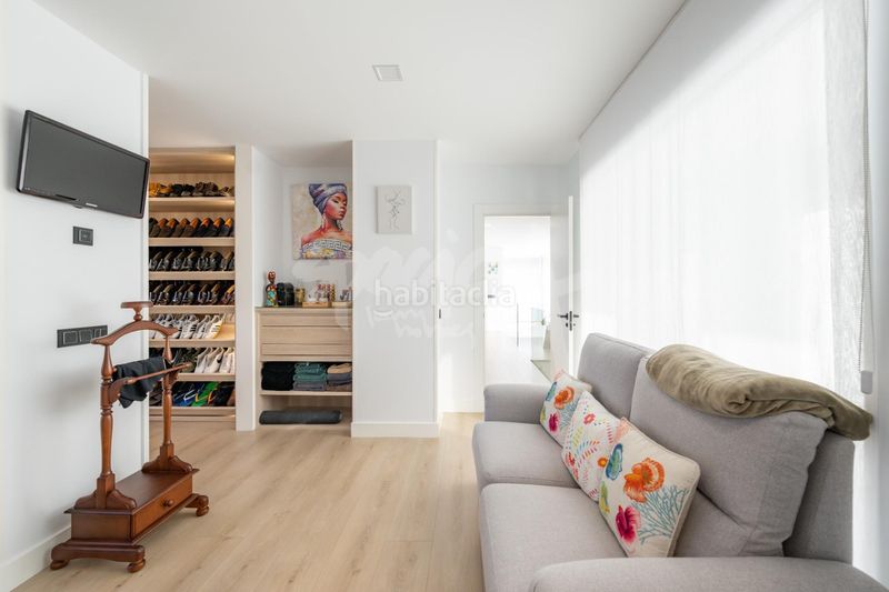 Foto 38680268-15d9-42ba-bdf6-ab754ad7ef71. Xalet amb aparcament piscina a Colmenarejo