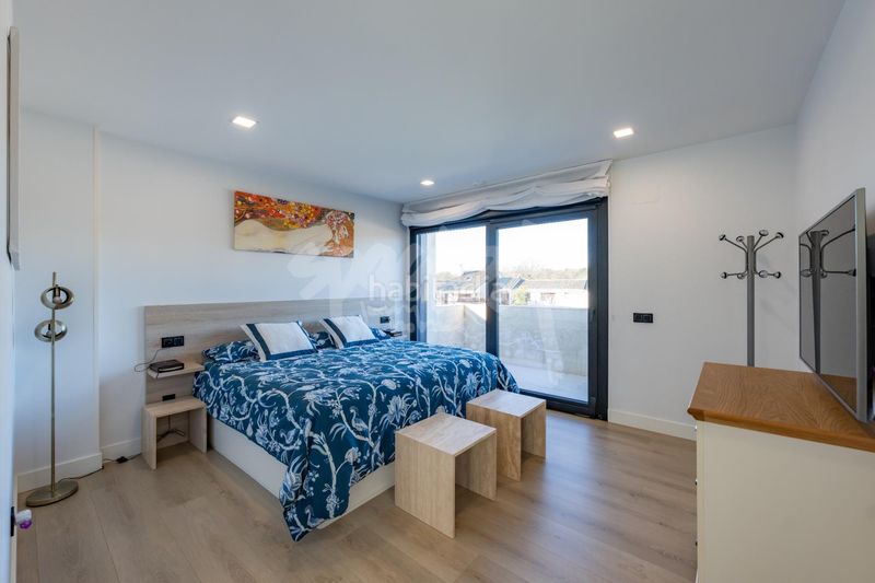 Foto 3ea4a047-9609-48ab-88a6-f5e69ee33a5f. Xalet amb aparcament piscina a Colmenarejo