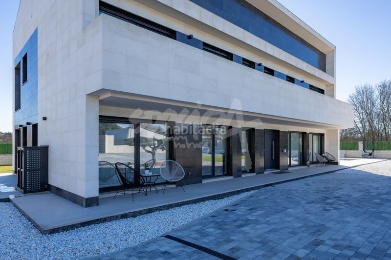 Foto 48e04e74-e089-412b-b278-291ce27bdf54. Xalet amb aparcament piscina a Colmenarejo