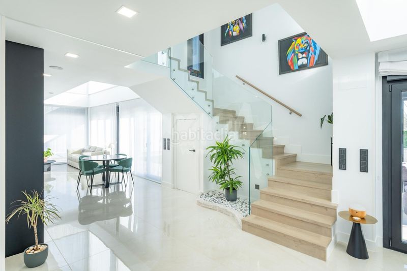 Foto 5bd5d837-c21f-4a2e-8570-d7fe8e7eea08. Xalet amb aparcament piscina a Colmenarejo