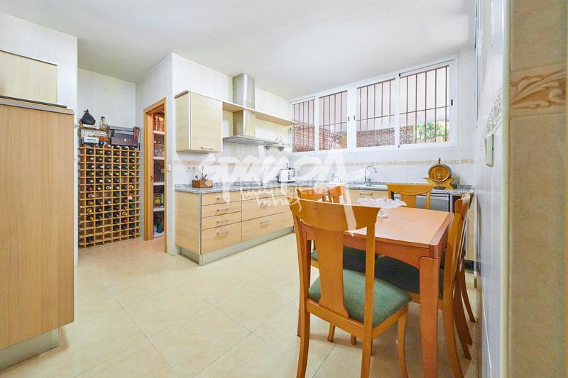 Foto 0b9b811e-cda9-497a-8600-1d9fb5e85953. Xalet amb calefacció aparcament piscina a La Chopera Rozas de Madrid (Las)