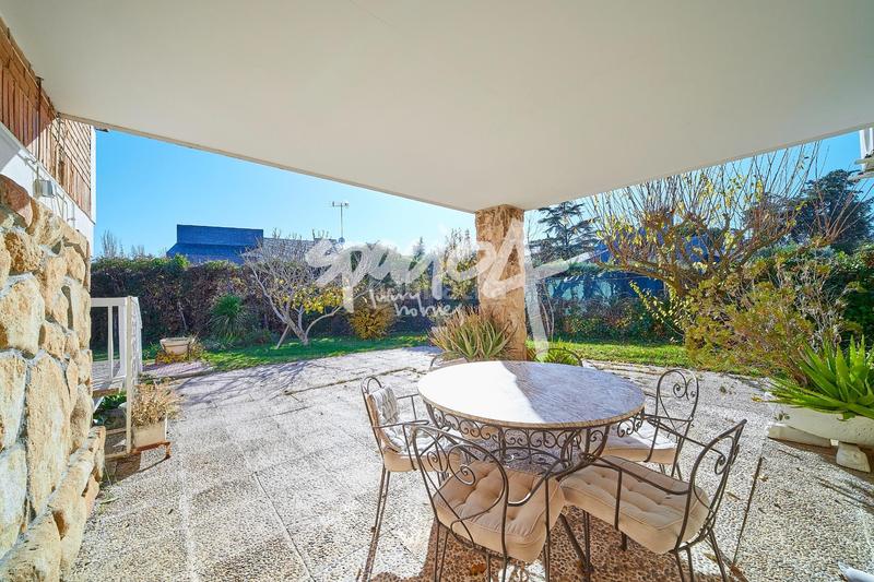 Foto 53ed25de-1603-42d4-9d8c-abda4c0c0427. Xalet amb calefacció aparcament piscina a La Chopera Rozas de Madrid (Las)