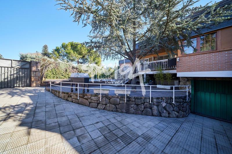 Foto 6213d8fb-be14-4d61-8349-e84e9bd4a376. Xalet amb calefacció aparcament piscina a La Chopera Rozas de Madrid (Las)