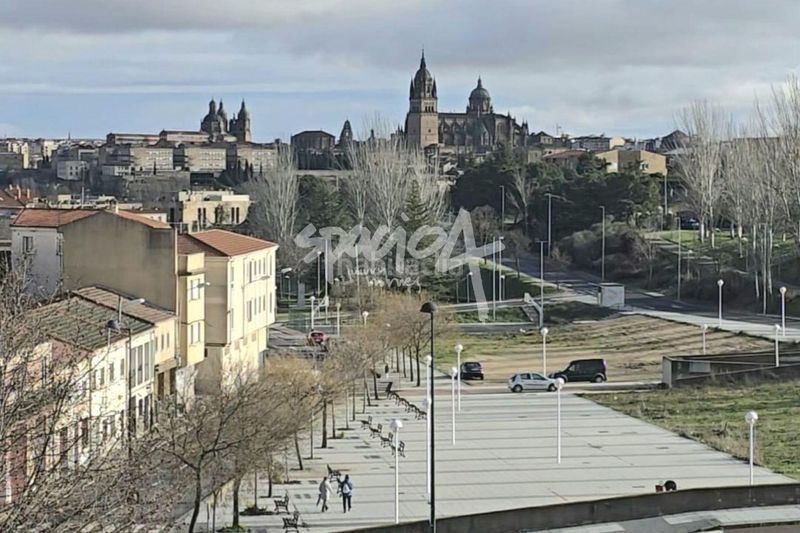 Foto 81251ae4-7e41-4f6e-9bb7-30f3c871360f. Àtic amb calefacció aparcament a Tejares - Chamberí - Alcades Salamanca