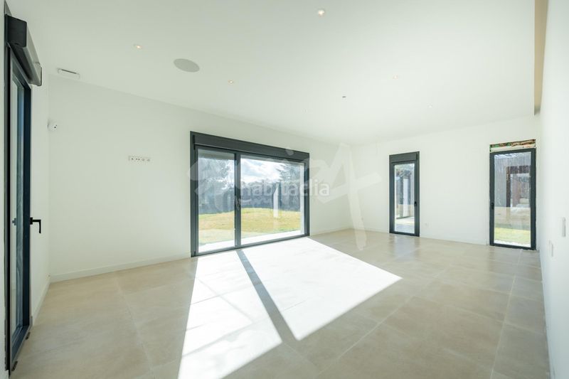 Foto 40dfcb65-aeee-47c5-a33f-89df67390e41. Xalet amb piscina a Las Lomas Boadilla del Monte