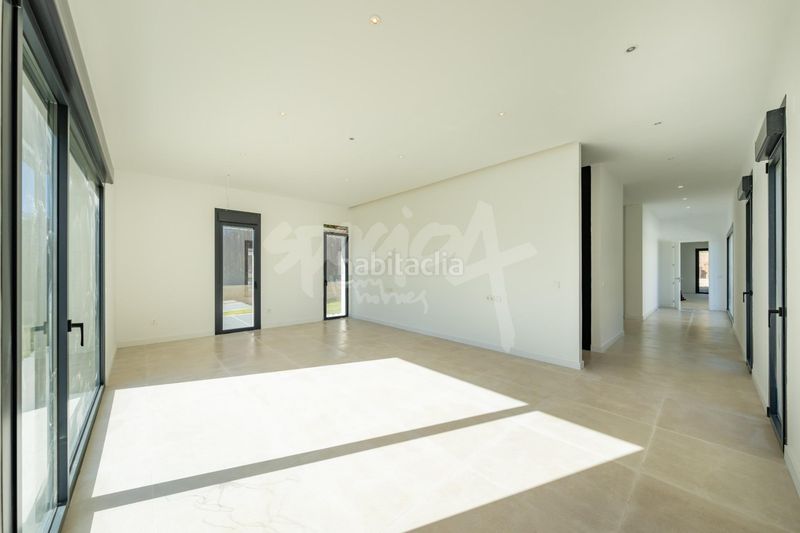 Foto 42bac37b-f9e1-4534-9fa1-5e3f58f1eb1a. Xalet amb piscina a Las Lomas Boadilla del Monte