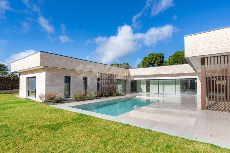 Foto 826b6d4b-c731-4cb9-8b52-936cebd9ed6e. Xalet amb piscina a Las Lomas Boadilla del Monte