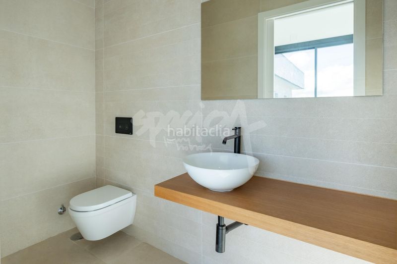 Foto afaa7b43-0b0c-4e23-82ca-245de247ce90. Xalet amb piscina a Las Lomas Boadilla del Monte